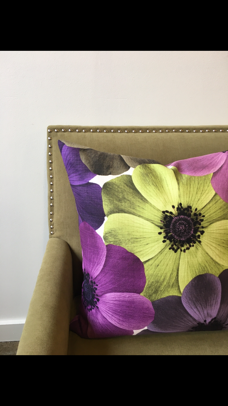 Spring throw pillows for couch hotsell